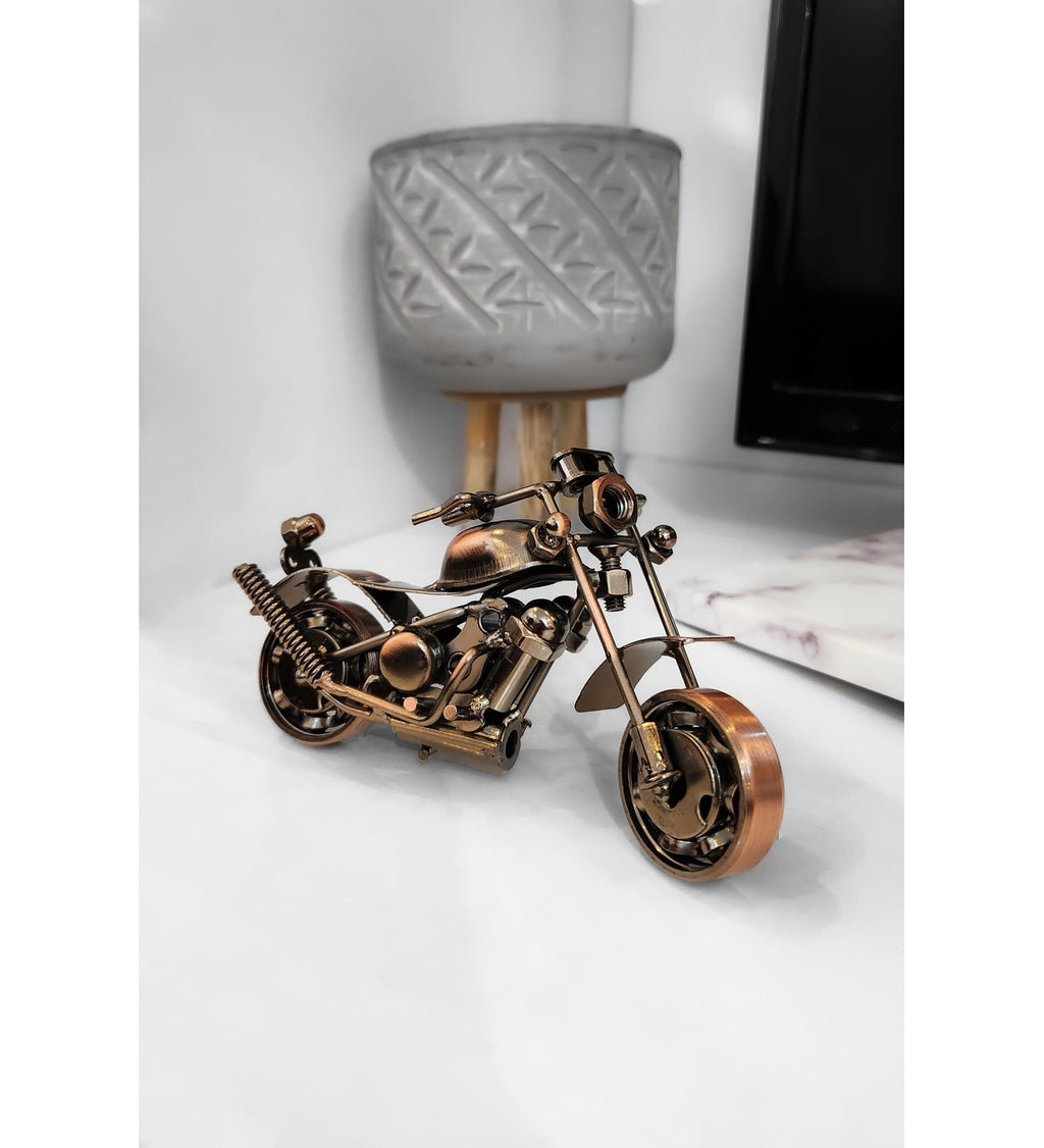 Motor Tutkusu El Yapımı Metal Motosiklet Biblo – 15 x 8 cm Dekoratif Masaüstü Süsü