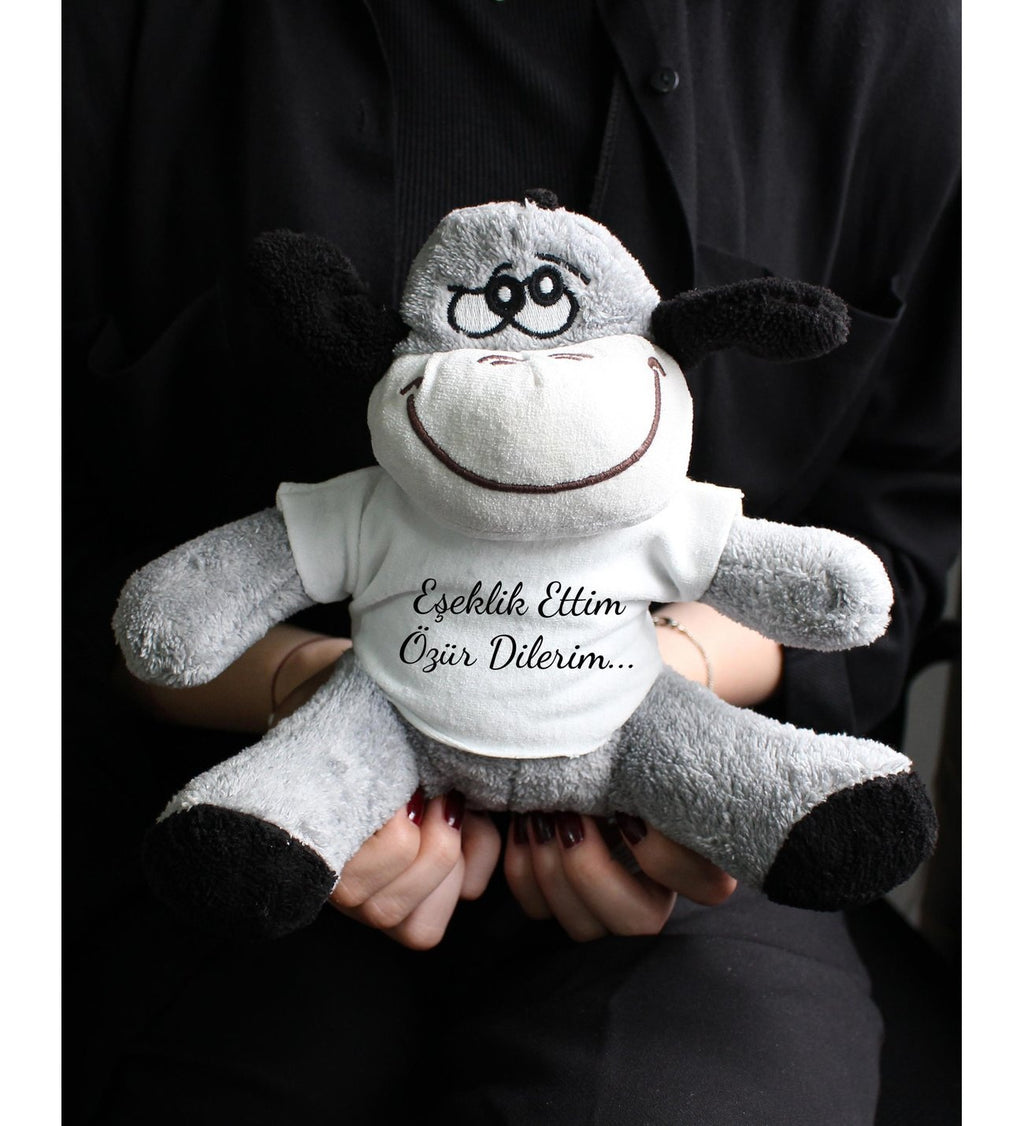 Eşeklik Ettim Özür Dilerim Baskılı Tişörtlü Peluş Eşek 22cm - Özür Hediyesi Oyuncak Peluş